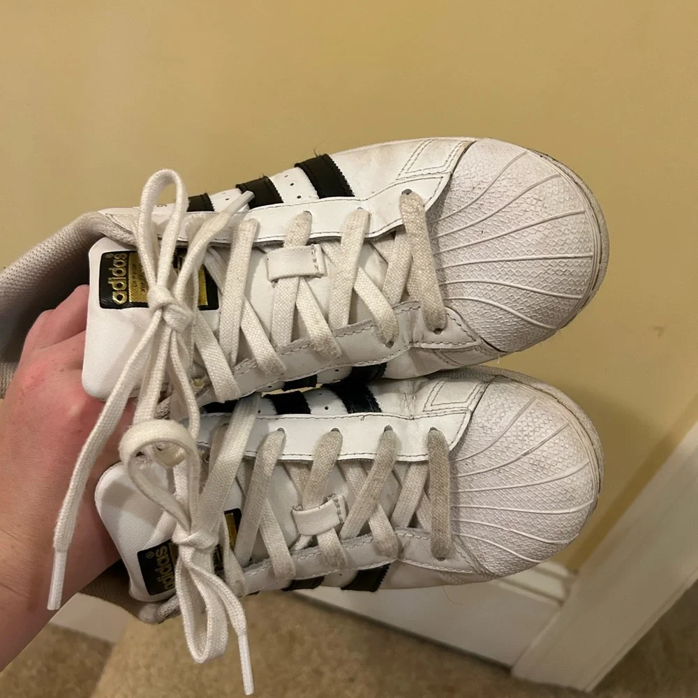 Superstar Adidas sneakers - Picture 6 of 9